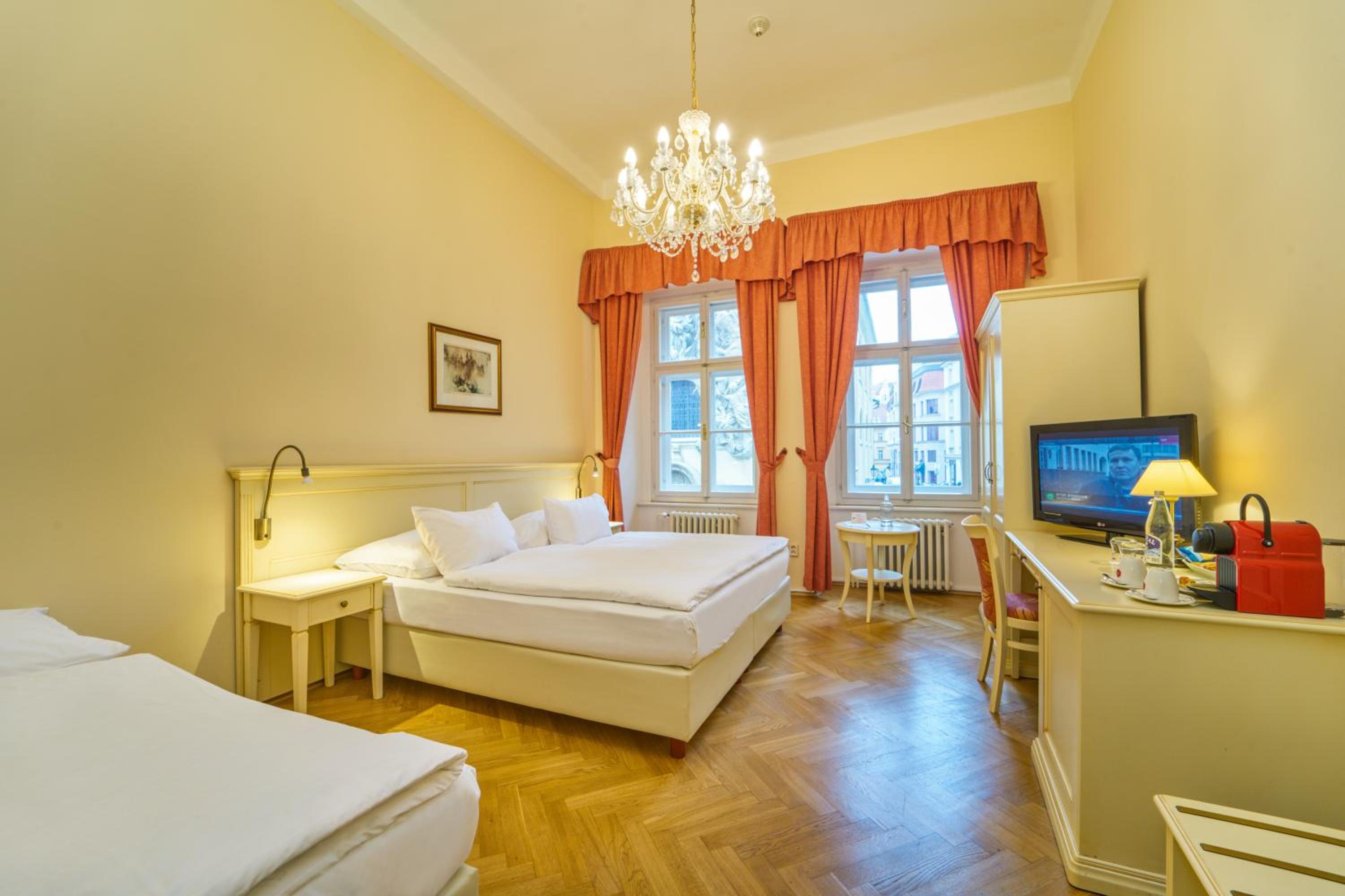 Triple Room