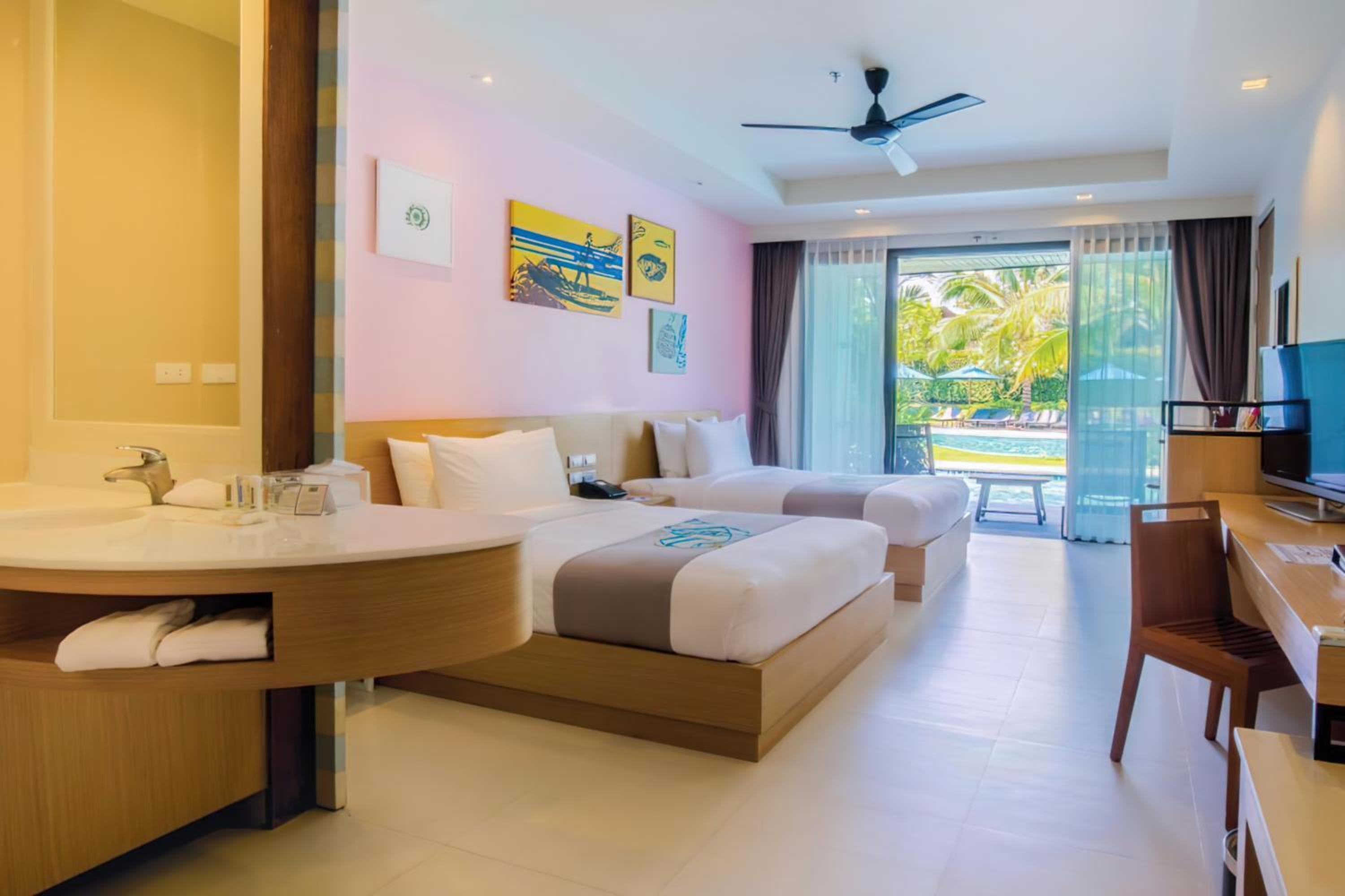 Family Pool Access Room