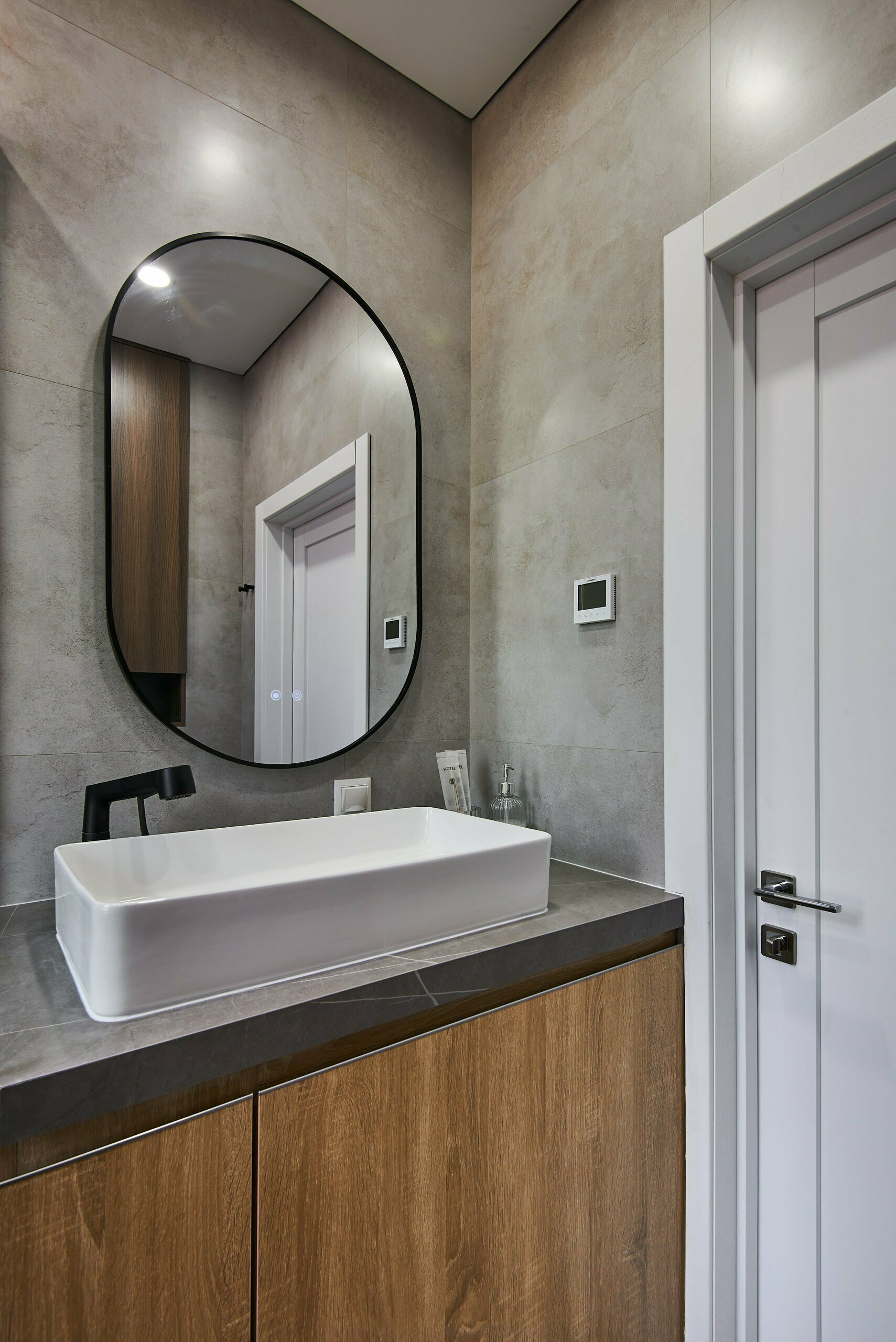 Люкс с видом на бассейн