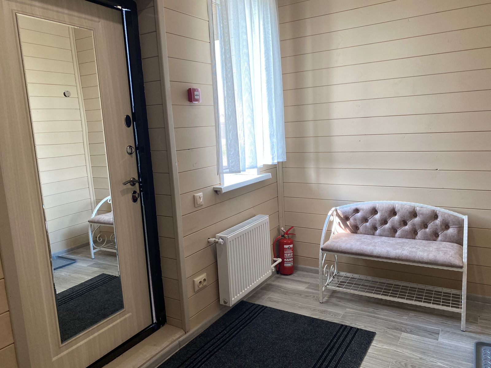 Коттедж с видом на озеро