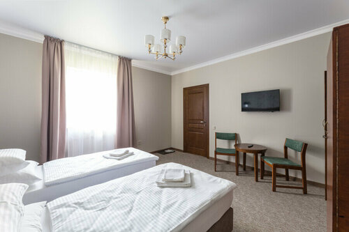 Улучшенный номер с кроватью размера «king-size» или 2 отдельными кроватями в На Каштановой