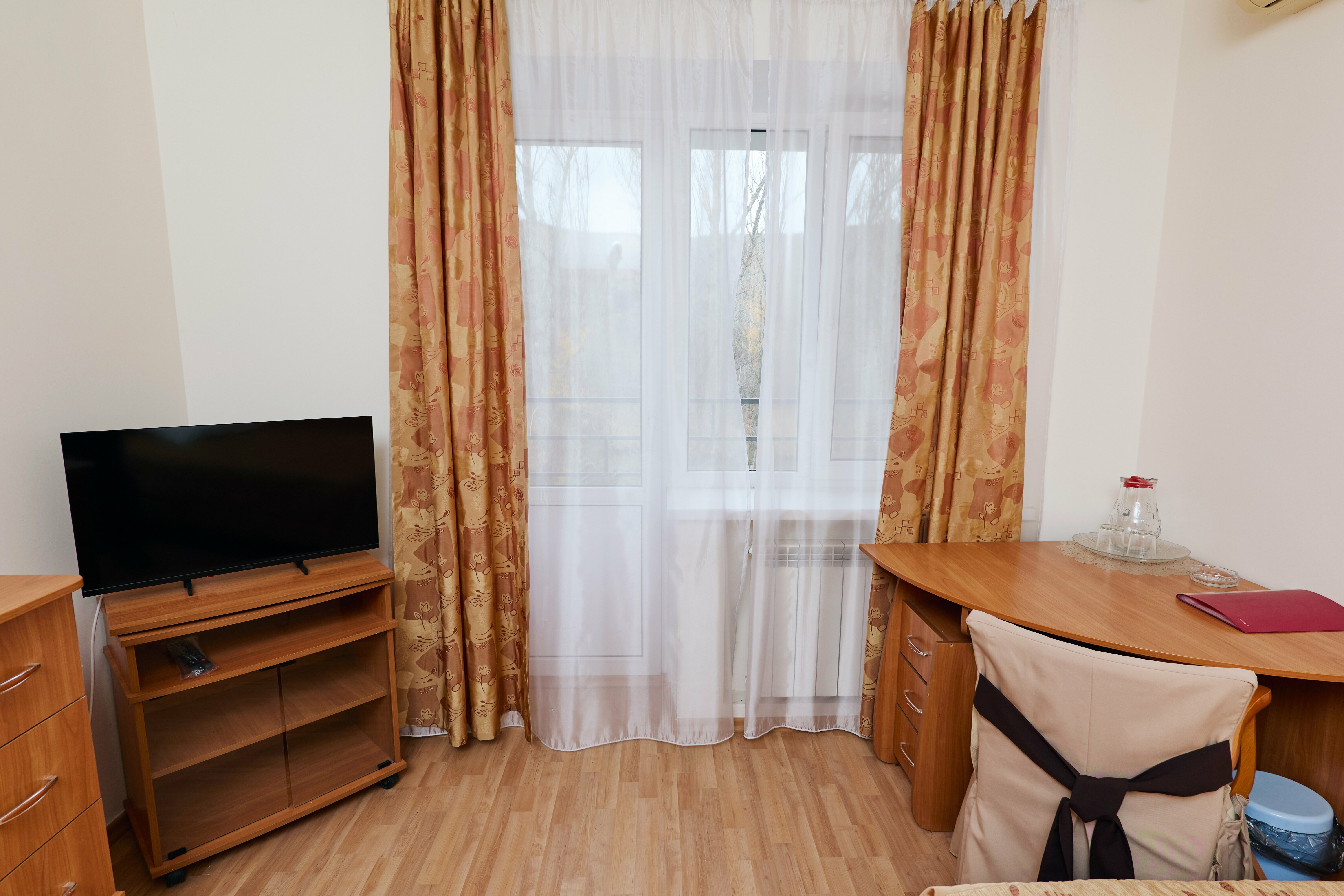 Полулюкс 3-3