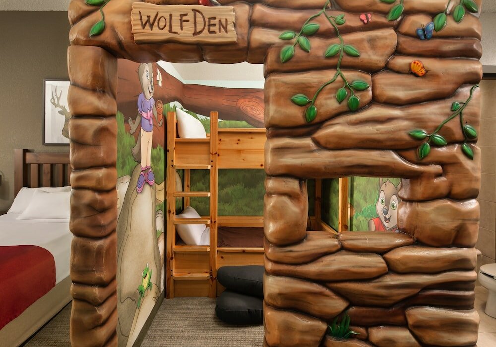 Wolf Den - Water Park Included