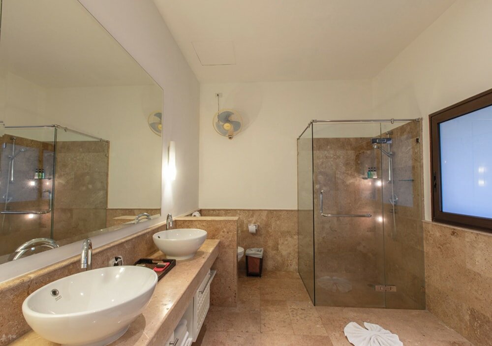 The Pool Residence 4 Bedrooms