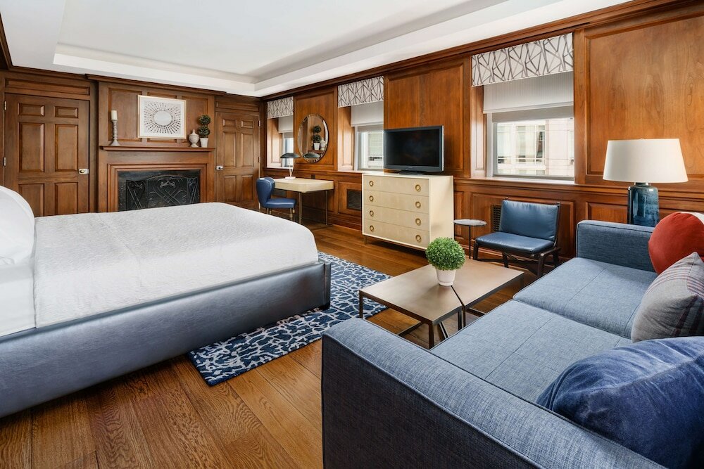 1 King Bed Deluxe Oversized Non-Smoking