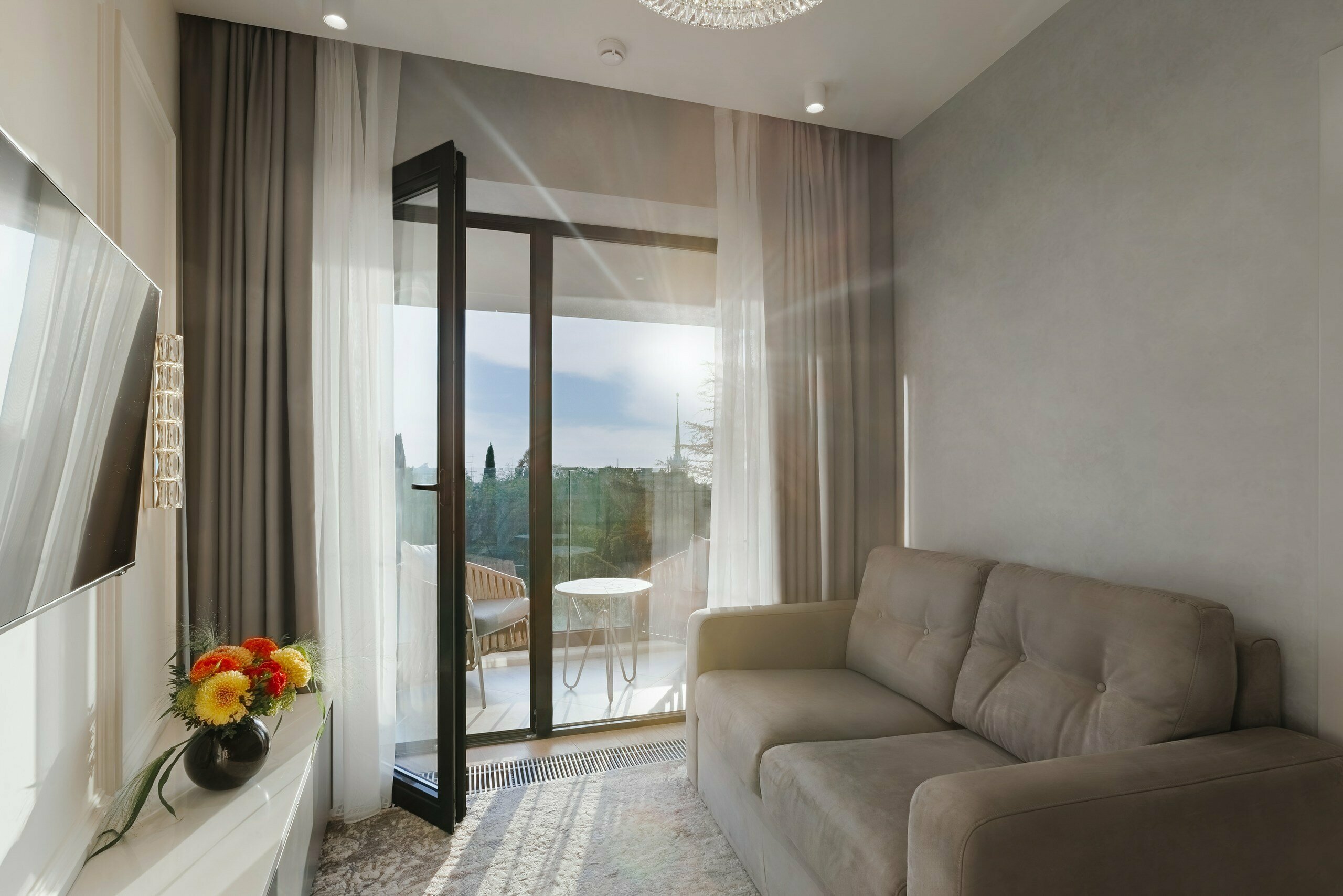 Двухкомнатный люкс с видом на море