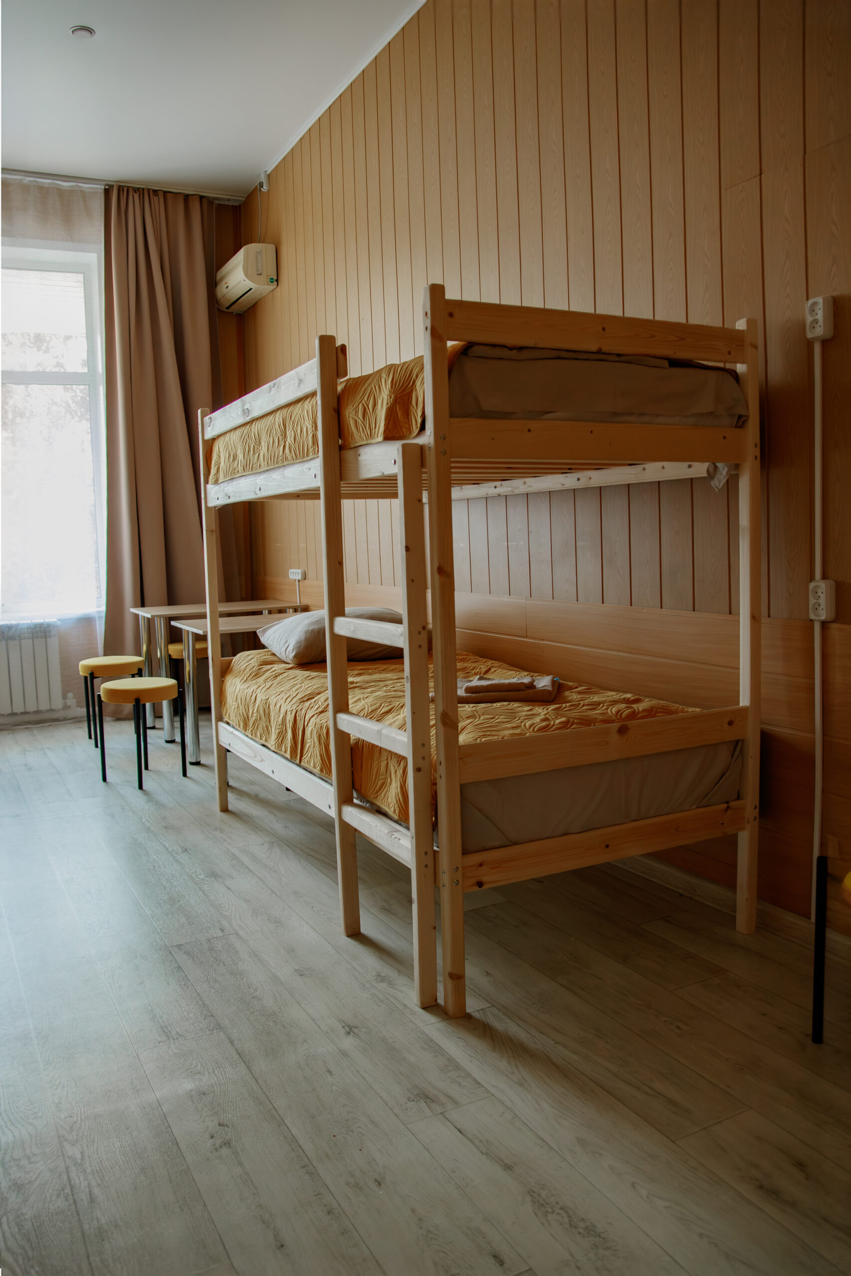 Общий 6-местный номер для мужчин и женщин