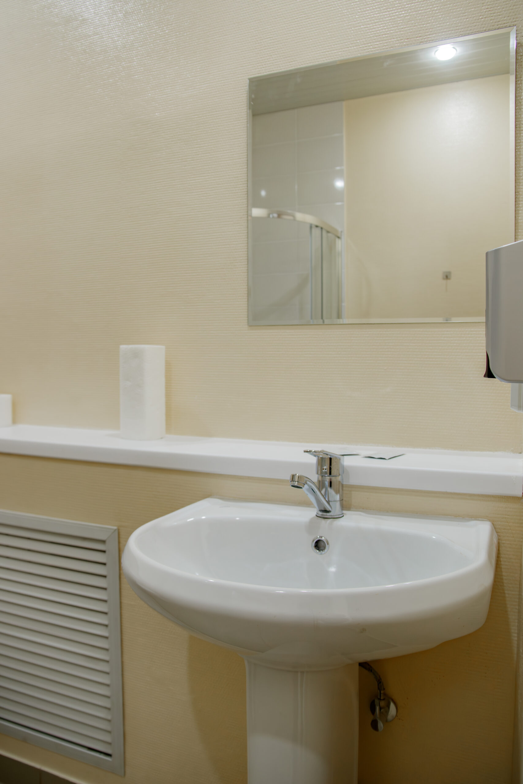 Cемейный номер с собственной ванной комнатой