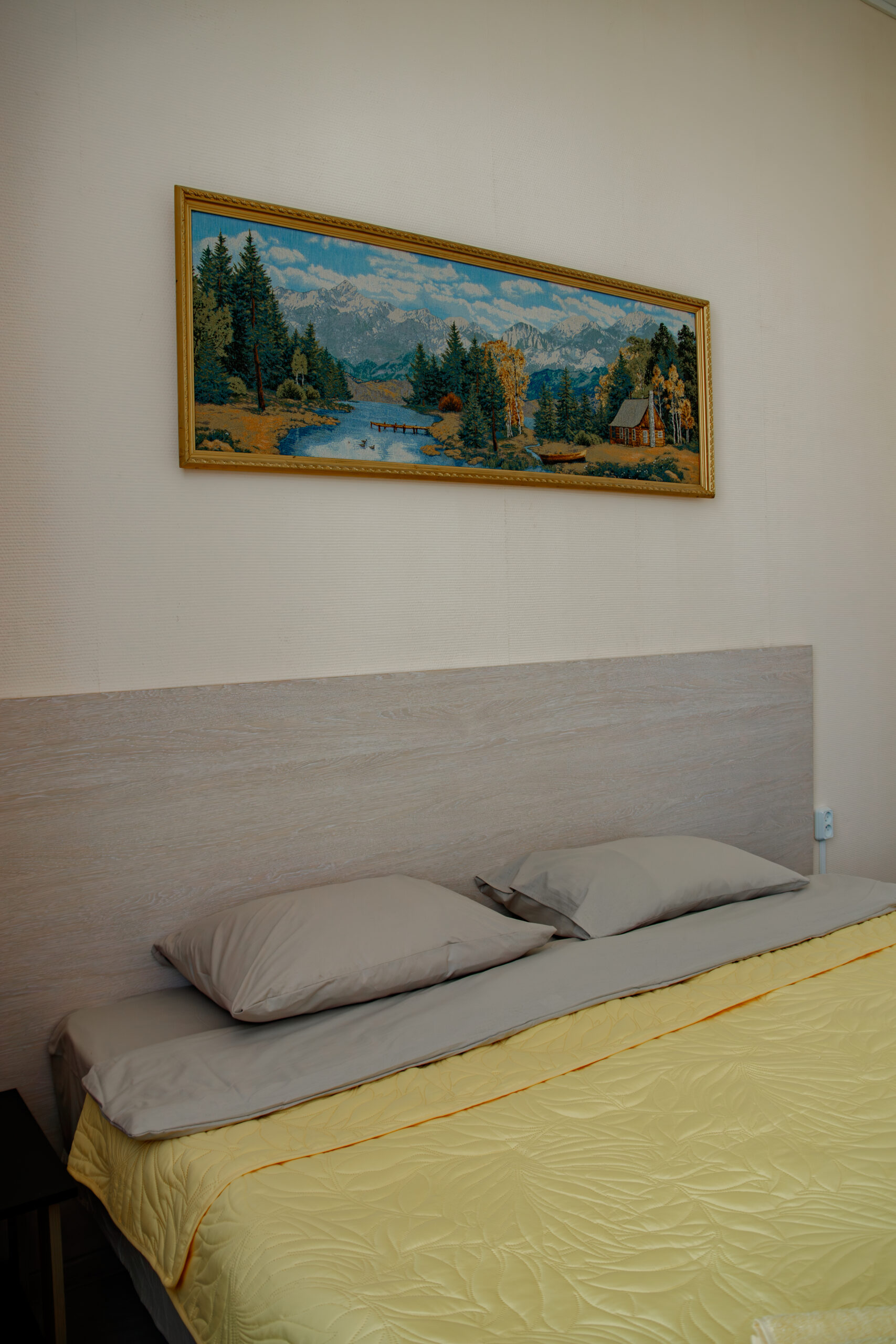 Cемейный номер с собственной ванной комнатой