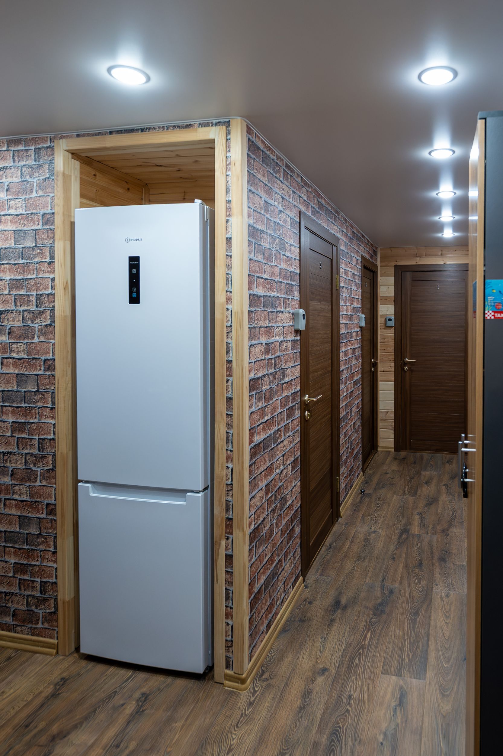 Двухместный номер с 1 кроватью и общим туалетом