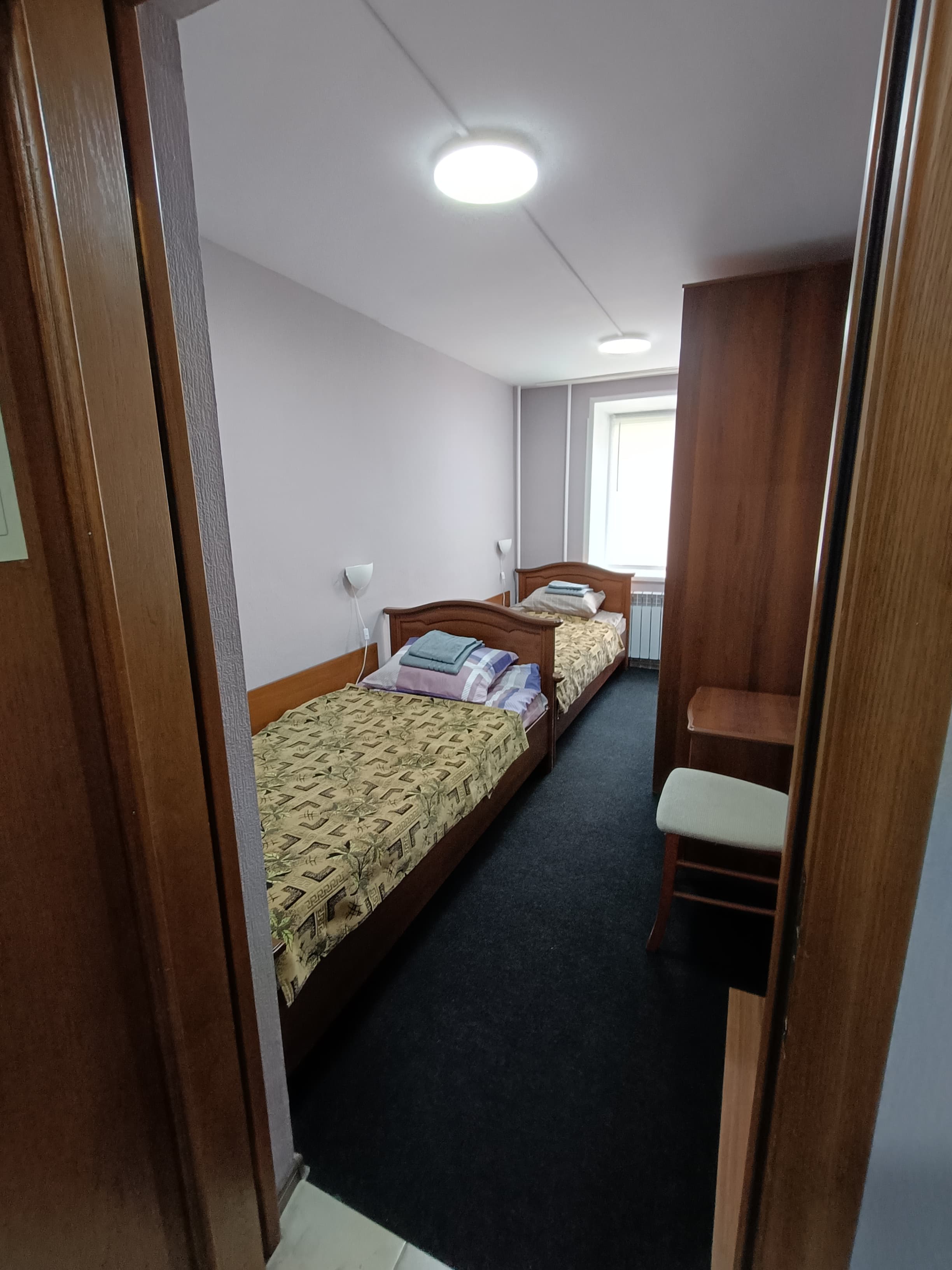 Одноместный номер с общим душем и туалетом