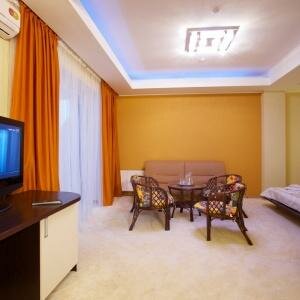 Люкс Terracotta с балконом 2 этаж