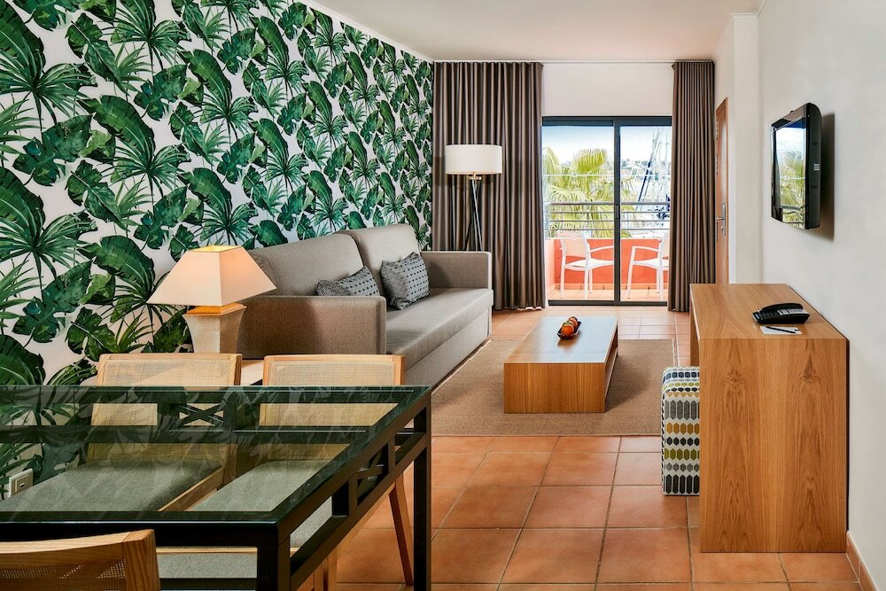 Apartment (2 Bedrooms)