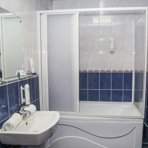 Стандартный двухместный номер с двуспальной кроватью