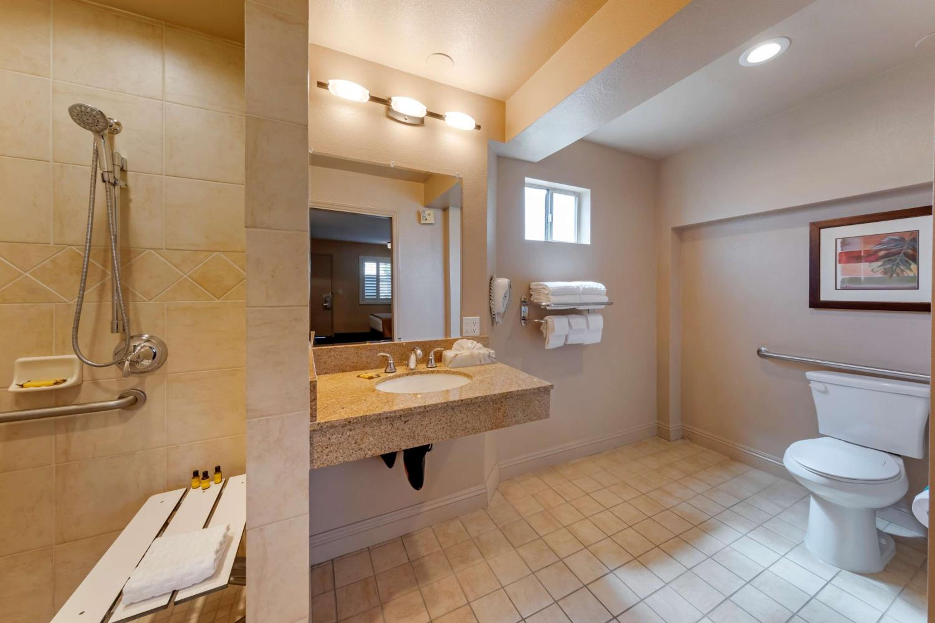 Double Room with Two Double Beds - Disability Access - Non-Smoking