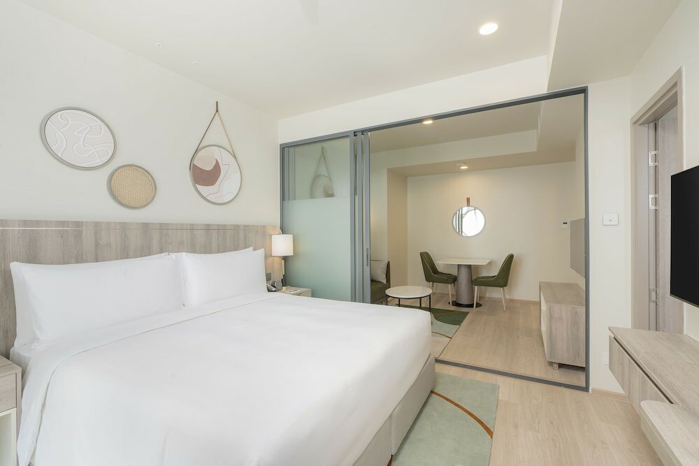 Suite, 1 Bedroom, Kitchen