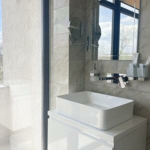 Джуниор Люкс