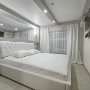 СТАНДАРТ С БОЛЬШОЙ КРОВАТЬЮ