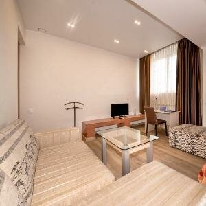 Высшая (Студия) Модерн