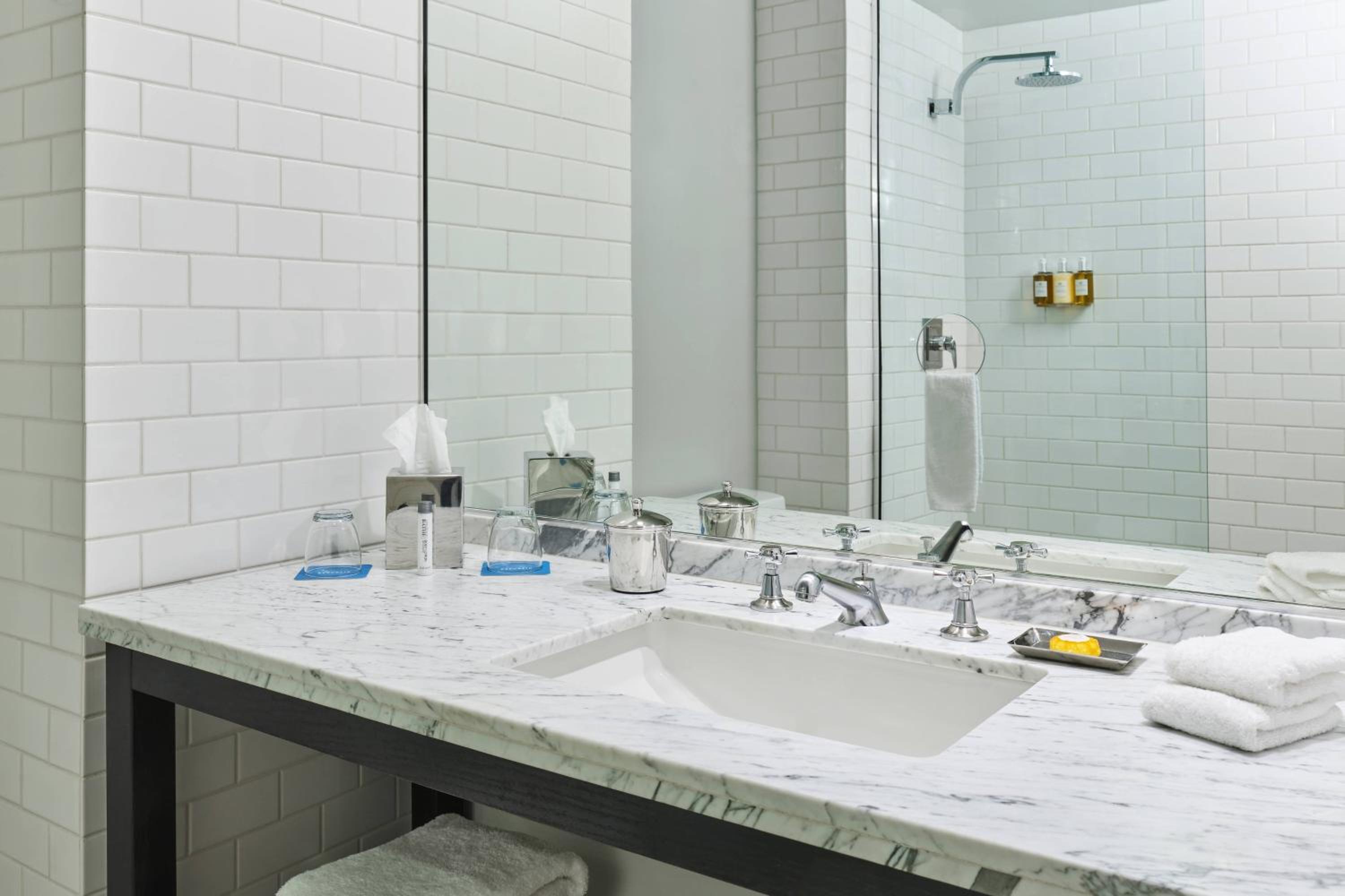 Deluxe Double Room with City View