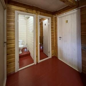 2-местный номер эконом 10 кв.м. (удобства на этаже)