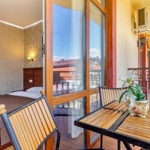 Стандарт с балконом