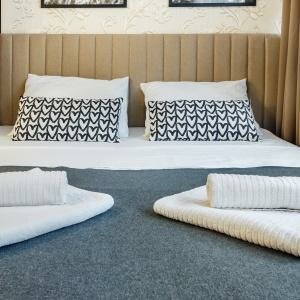 Депутатская улица, 16, двуспальная кровать