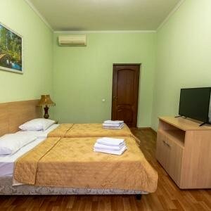 Люкс 3-комнатный с балконом