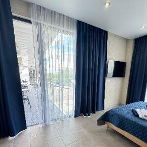 Standard Double garden view