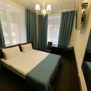 Эконом DOUBLE №5 (удобства на этаже) /Забайкальского рабочего 45