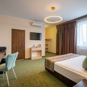 Dbl deluxe (Двухместный номер с одной двуспальной кроватью)