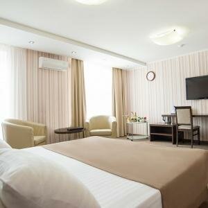 Полулюкс с одной двуспальной кроватью