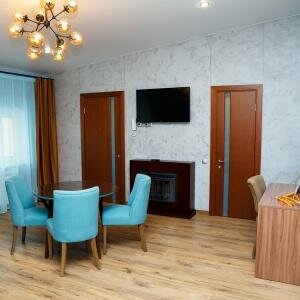 Двухместный Люкс (улучшенный 6) с двумя доп.местами, с кондиционером и камином