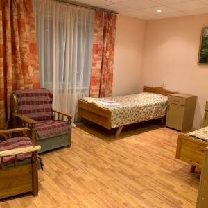 Номер однокомнатный двухместный 2 категория (удобства в блоке номеров)