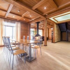 Коттедж с 4 спальнями VIP