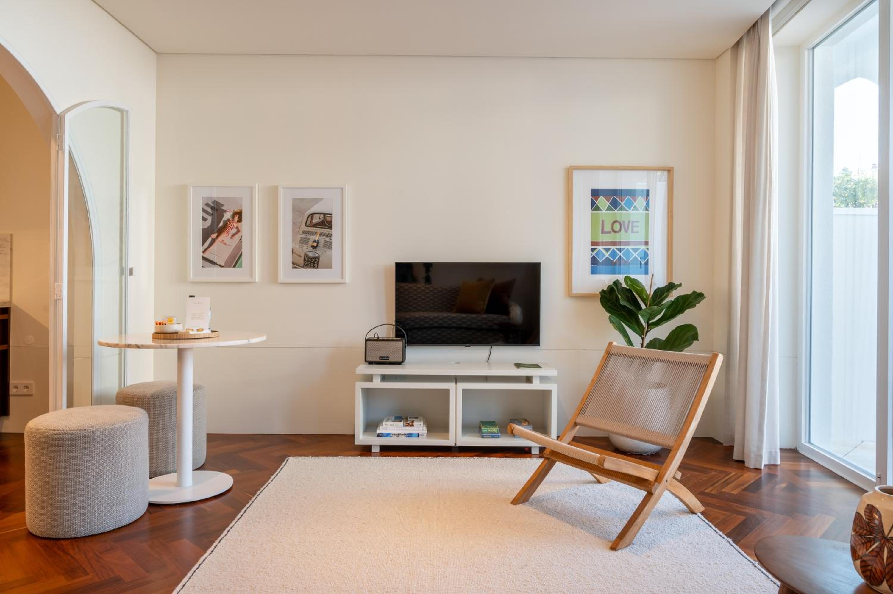 Premium Apartment with  Private Terrace
