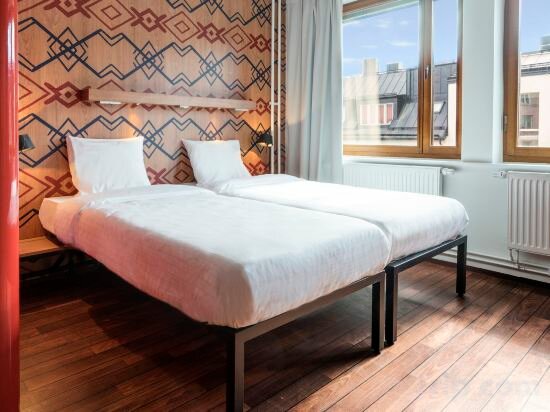 Superior Twin Room- Ensuite