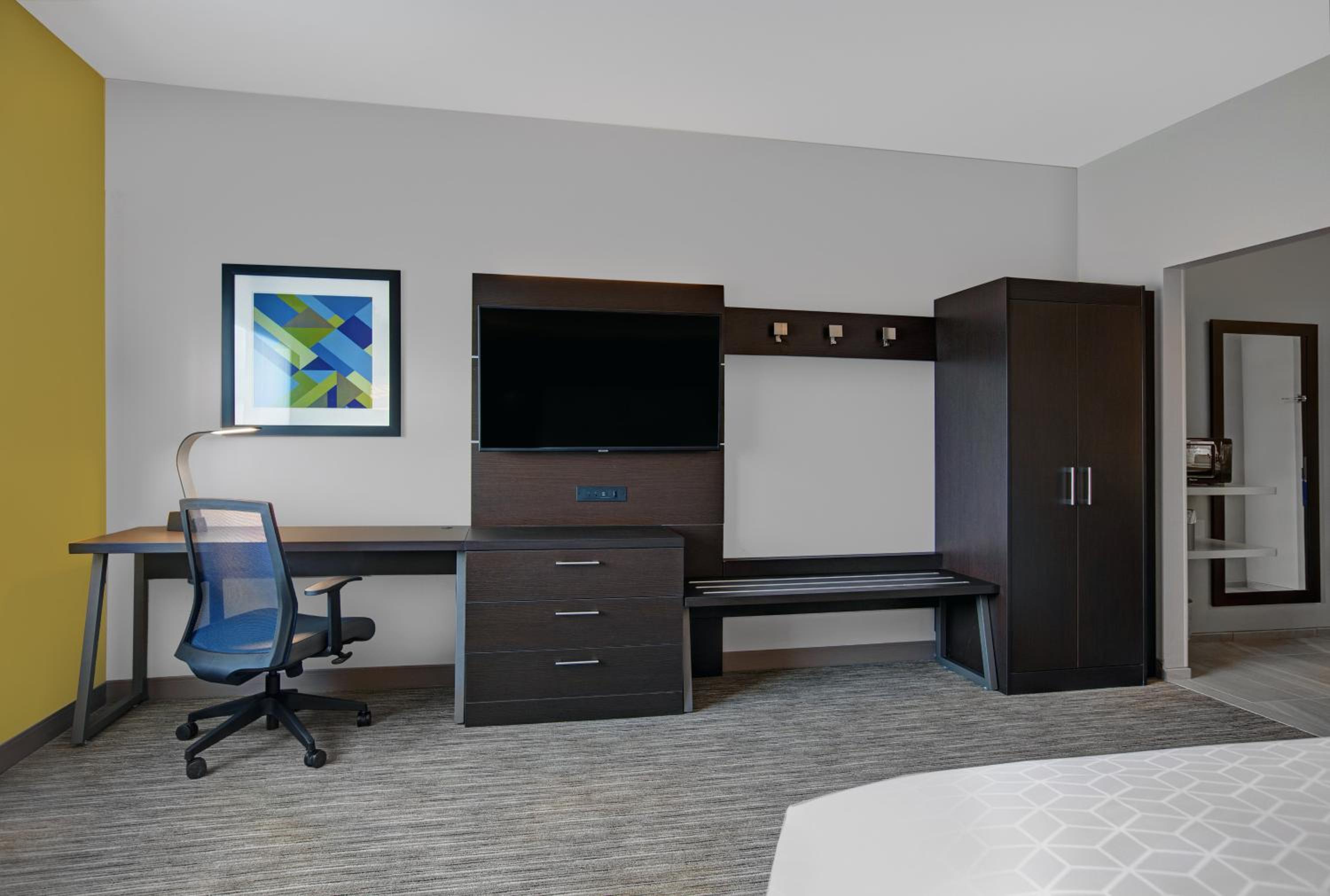 Standard King Room