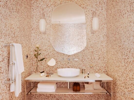 Family Junior Suite Garden View With Terrace