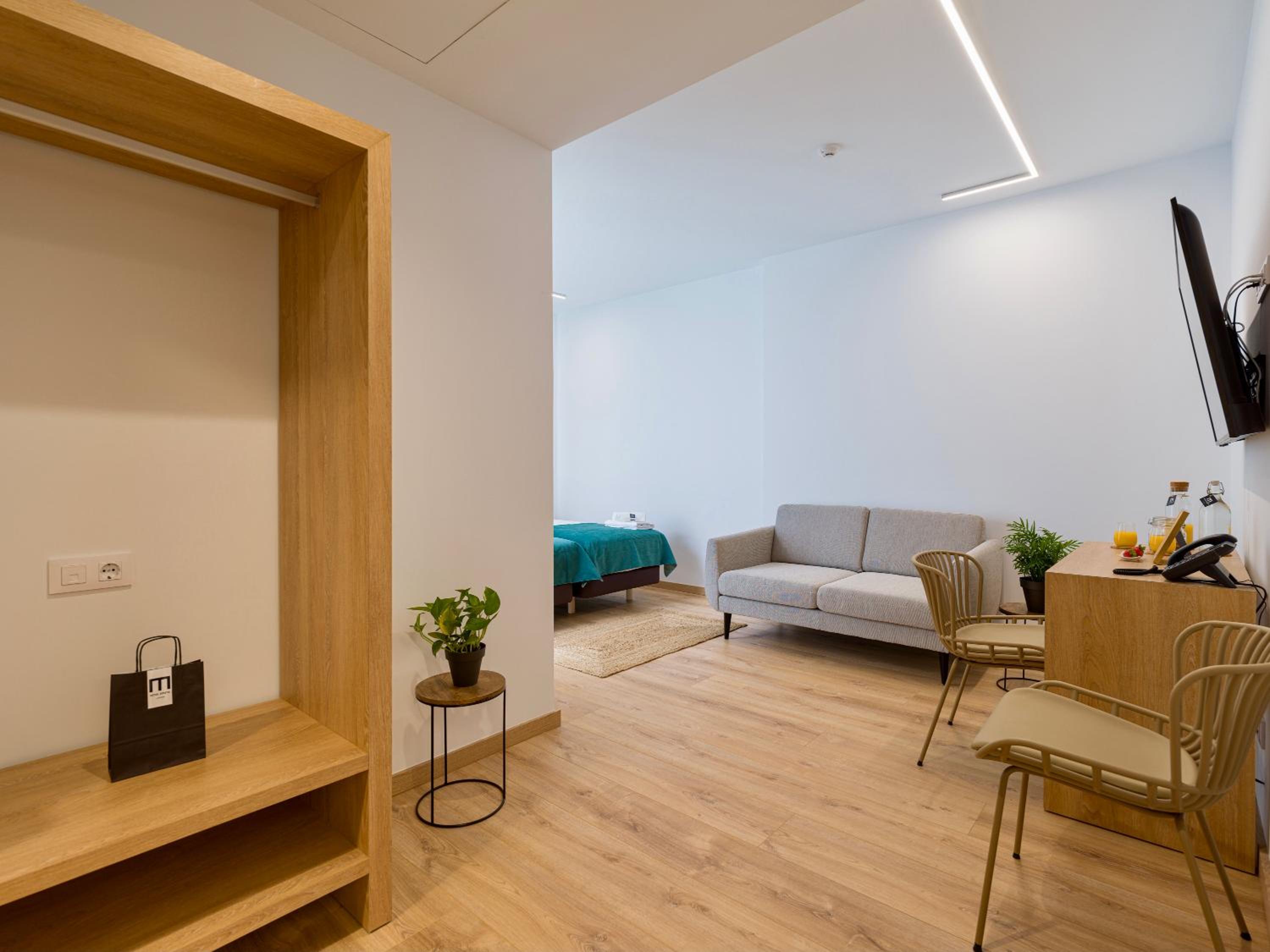 Deluxe Double or Twin Room