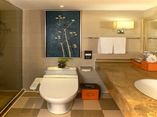 Deluxe Lake-view Double Room