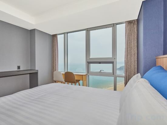 Deluxe Double Room With Ocean View
