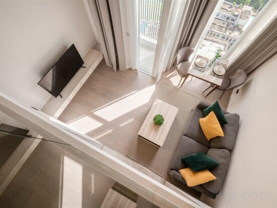 One Bedroom Duplex Suite Queen