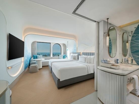 The Level Connecting Suite