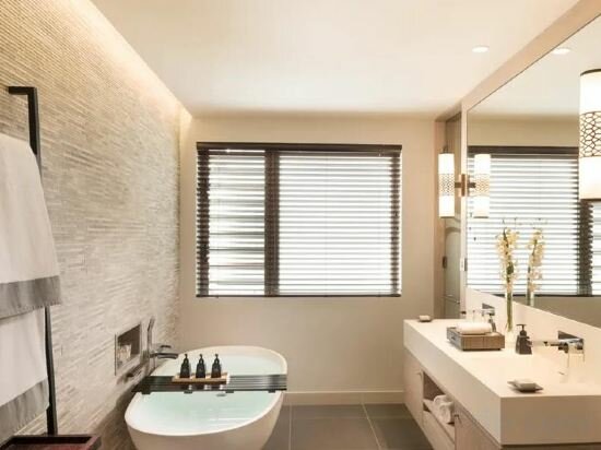 Deluxe Room With Ocean View