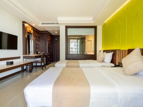 Deluxe Room With City View