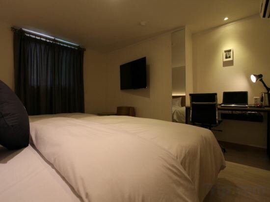 Standard Twin Room Non Smoking