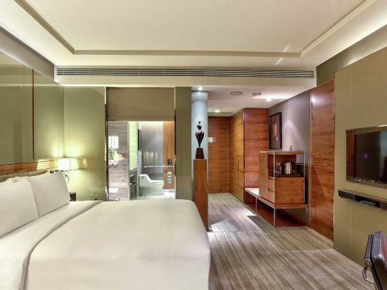 Accessible Deluxe Room