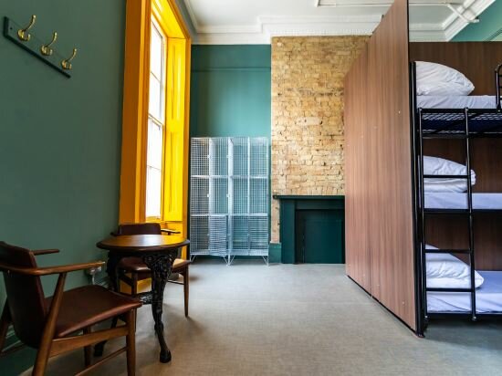 Bed in 9 Bed Dormitory Shared Bathroom