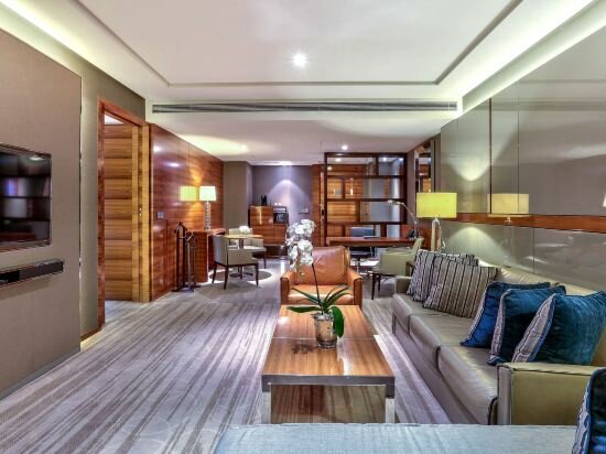 Executive King Suite